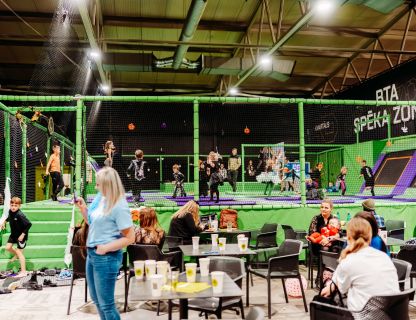 SPOCĪGAIS HELOVĪNS KVARTĀLĀ 86 - BILDES