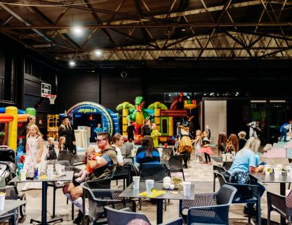 SPOCĪGAIS HELOVĪNS KVARTĀLĀ 86 - BILDES