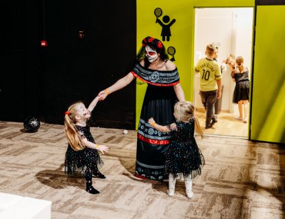 SPOCĪGAIS HELOVĪNS KVARTĀLĀ 86 - BILDES