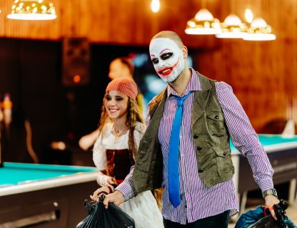 SPOCĪGAIS HELOVĪNS KVARTĀLĀ 86 - BILDES