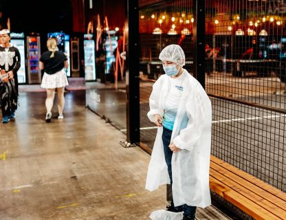 SPOCĪGAIS HELOVĪNS KVARTĀLĀ 86 - BILDES