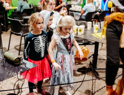 SPOCĪGAIS HELOVĪNS KVARTĀLĀ 86 - BILDES