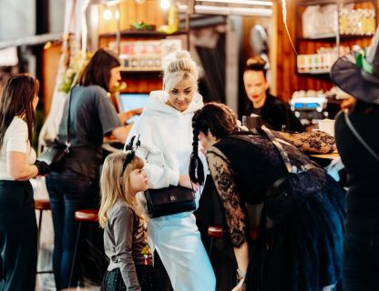 SPOCĪGAIS HELOVĪNS KVARTĀLĀ 86 - BILDES