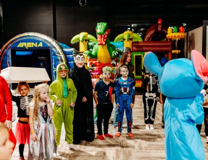 SPOCĪGAIS HELOVĪNS KVARTĀLĀ 86 - BILDES