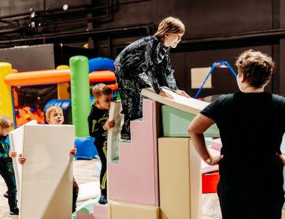 SPOCĪGAIS HELOVĪNS KVARTĀLĀ 86 - BILDES