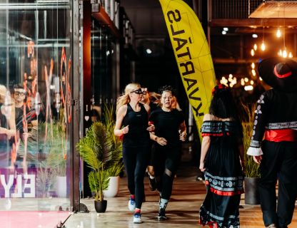 SPOCĪGAIS HELOVĪNS KVARTĀLĀ 86 - BILDES